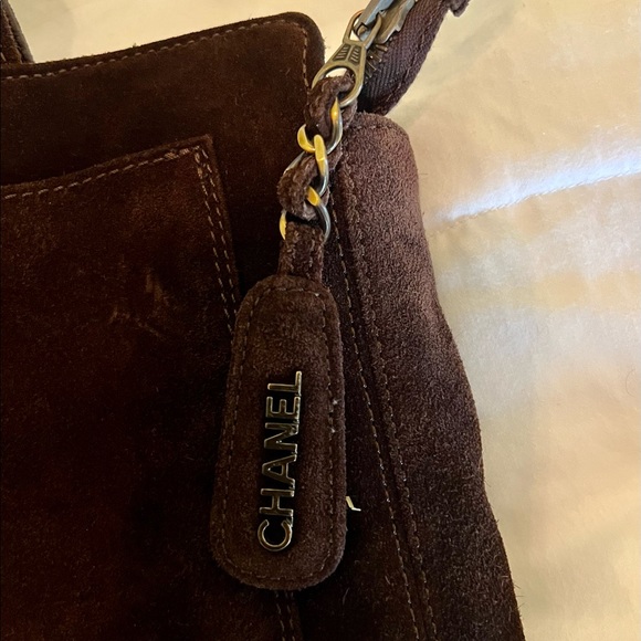 CHANEL EUC Brown Suede Shoulder Tote - Picture 9 of 11